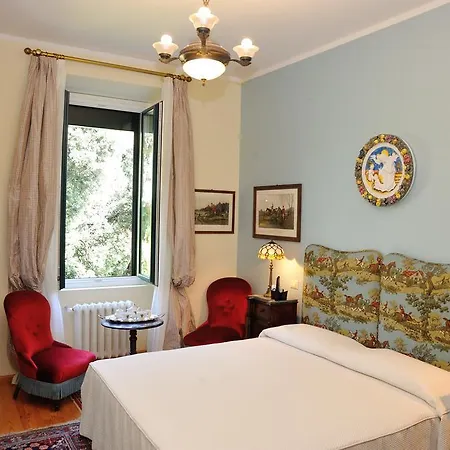 게스트하우스 Claudia Dei Marchesi Dal Pozzo 4*
